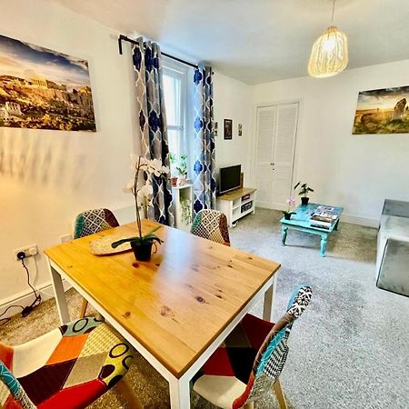 Cosy Authentic Flat In The Heart Of Galashiels Zewnętrze zdjęcie